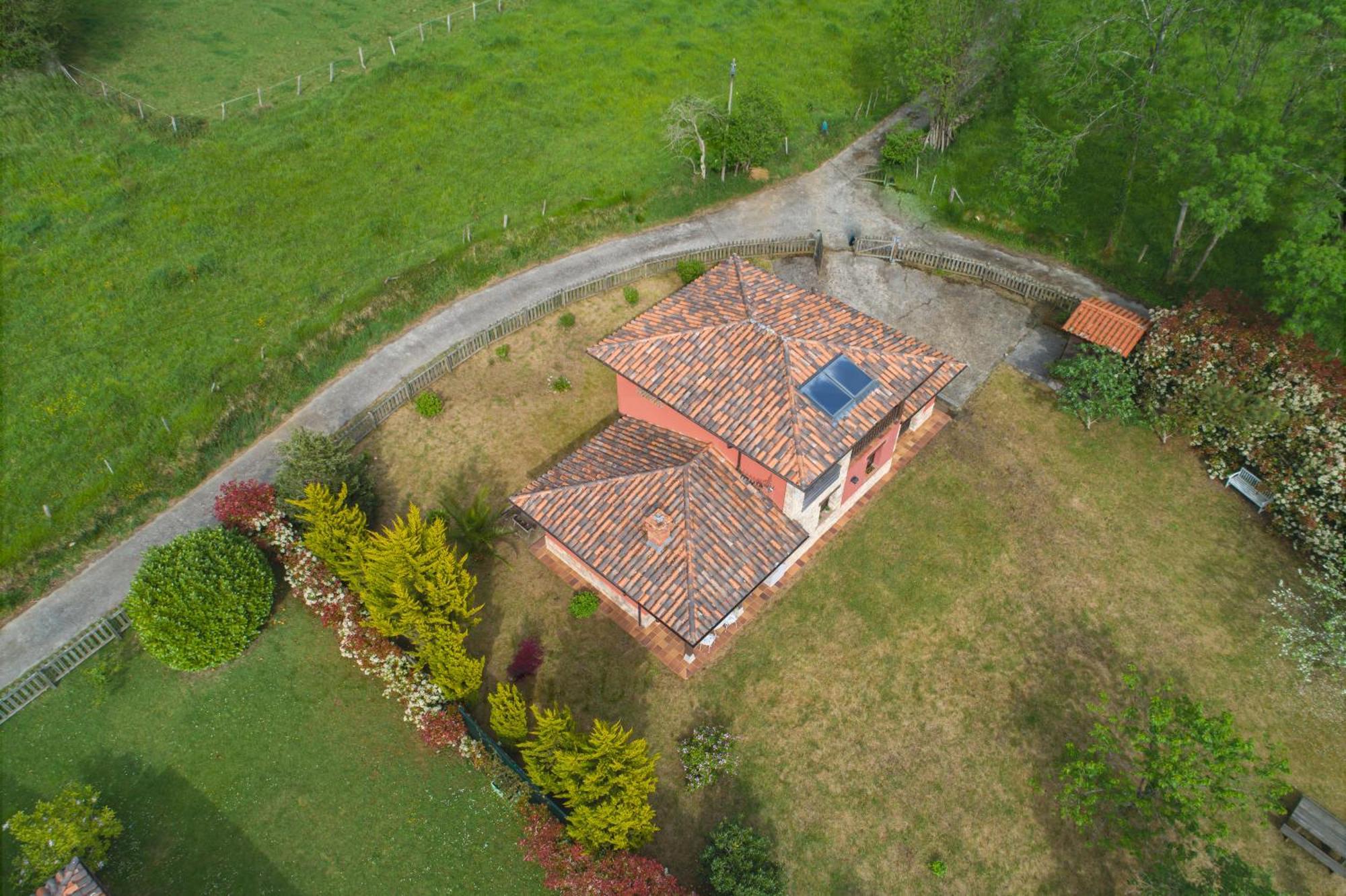 La Coqueta Del Sueve Villa Arriondas Luaran gambar