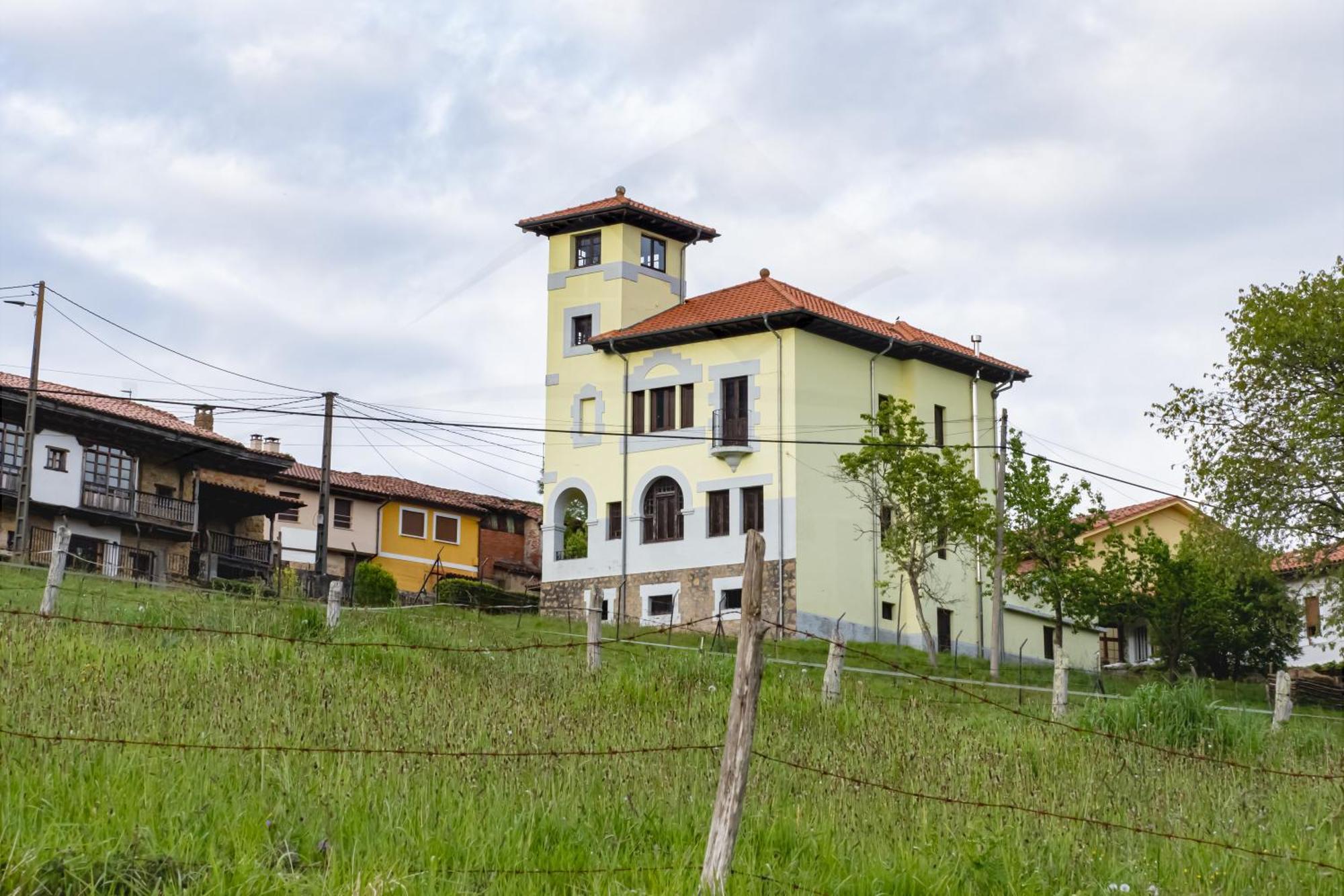 La Coqueta Del Sueve Villa Arriondas Luaran gambar